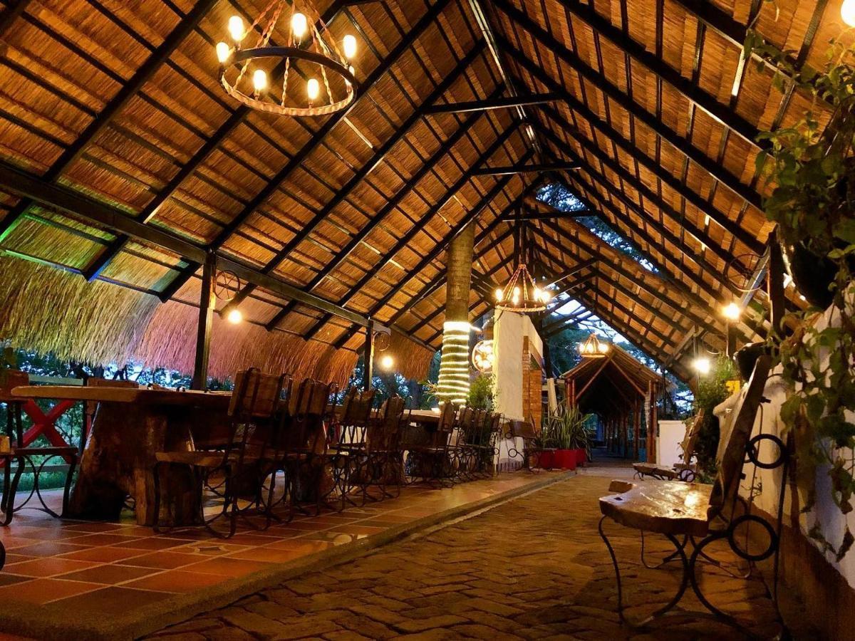 Hotel Campestre San Joaquin Garzón エクステリア 写真