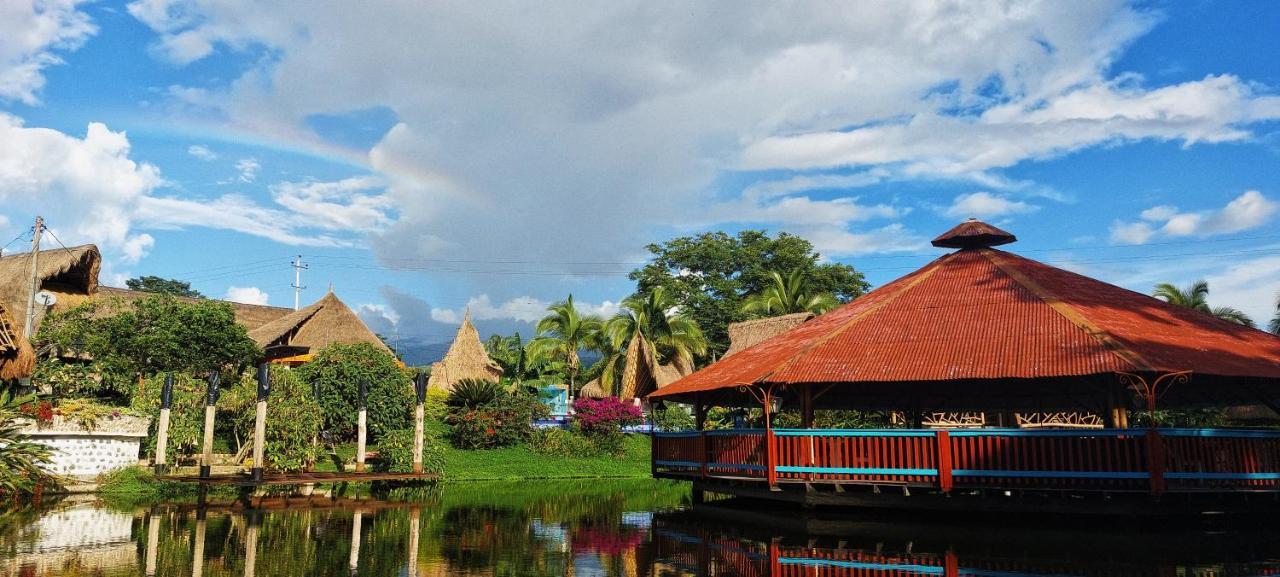 Hotel Campestre San Joaquin Garzón エクステリア 写真
